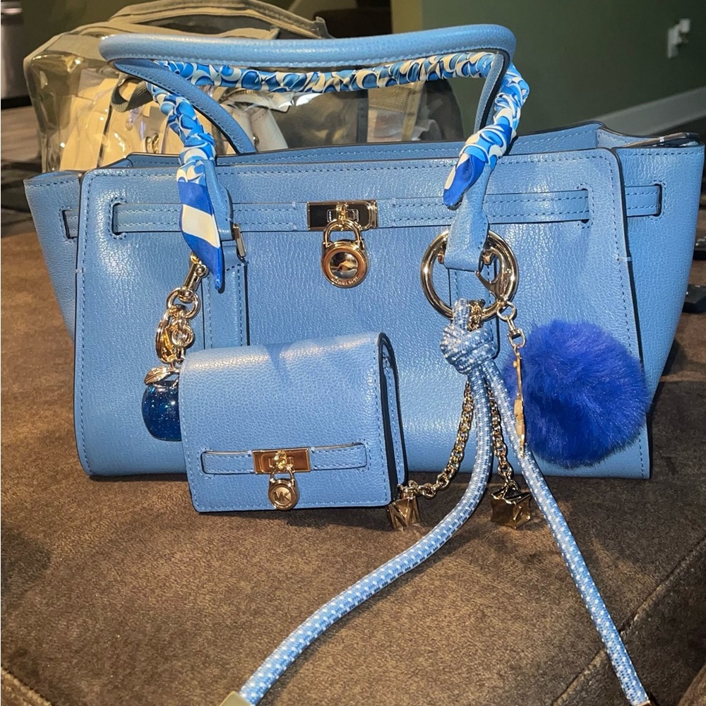 Michael Kors Women's Hamilton Shoulder Tote With Charm & Matching Wallet Set
